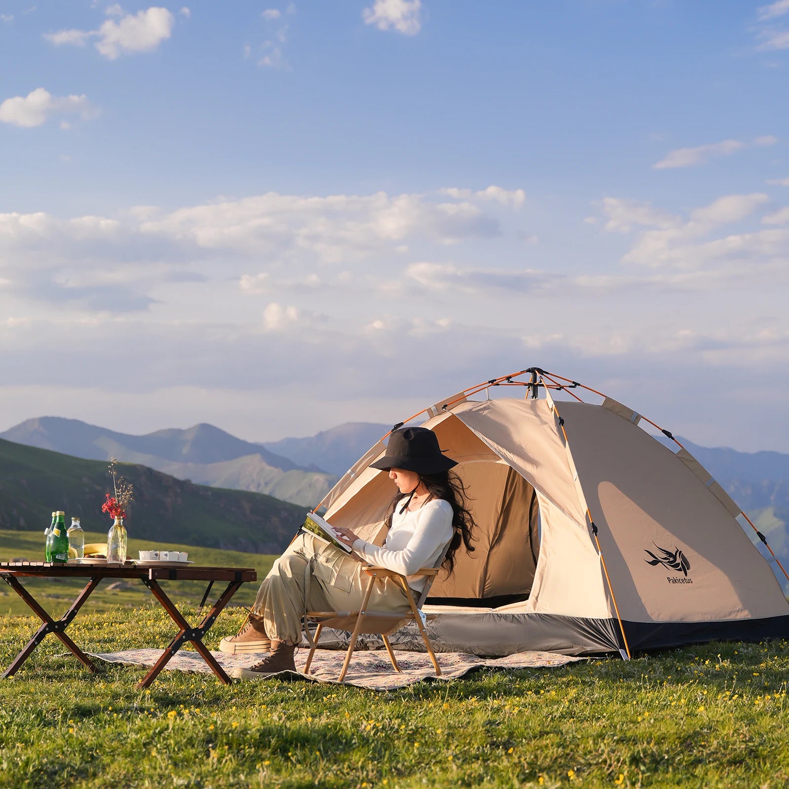 Portable Camping Tent, Waterproof Instant Tent for 4 Person Family, Luxury Self-driving Travel Tents, Emergency Outdoor Use, Wholesale Quality